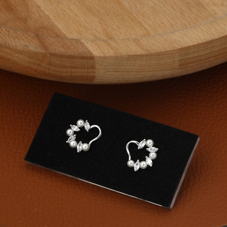 Light luxury niche design geometric pearl earrings's discount tags