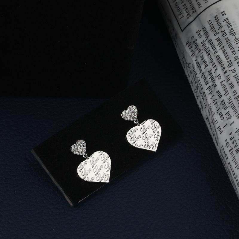Temperament classic fashion copper diamond heart drop earrings