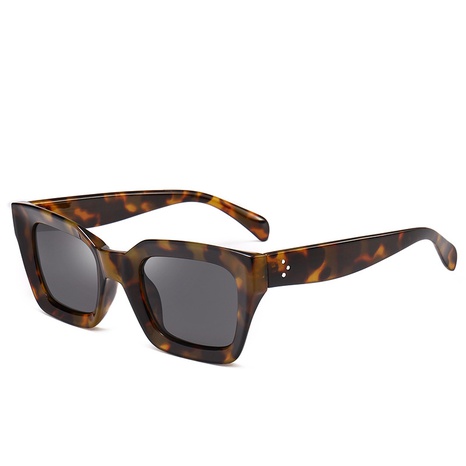 European and American big brand classic wild retro trend leopard sunglasses's discount tags