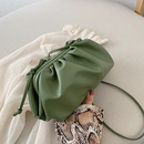 Korean fashion oneshoulder messenger cloud bag fold dumpling bagpicture6
