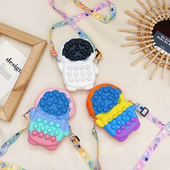 winter new trendy cool spaceman silicone bag parent-child mobile phone coin purse cute accessory bag