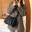 Casual simple large capacity bag 2021 new autumn and winter messenger bagpicture7
