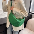2021 new trendy winter simple retro shoulder bag solid color underarm bagpicture8