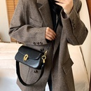 autumn and winter 2021 new fashion messenger bag simple shoulder small square bagpicture7