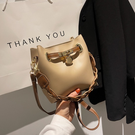 casual bag 2021 new trendy fashion underarm bucket bag messenger bag NHJZ520684's discount tags