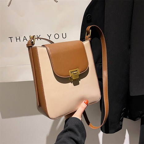 autumn and winter 2021 new shoulder bag retro small square bag NHGN520750's discount tags