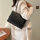 new personality style trendy texture commuter bag rhombus chain single shoulder messenger portable bagpicture7