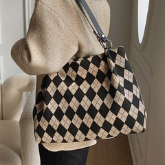 Plaid fashion large capacity trendy all-match commuter shoulder bag