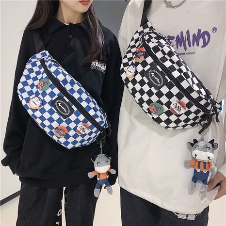 Black and white plaid waist bag messenger bag NHZUI521511's discount tags