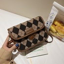 Casual small bag new shoulder bag autumn and winter texture messenger bag retro small square bagpicture6