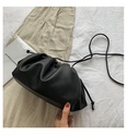 Korean fashion oneshoulder messenger cloud bag fold dumpling bagpicture14