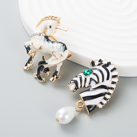 New retro zebra unicorn brooch suit pin accessories wholesale  NHLN523969's discount tags