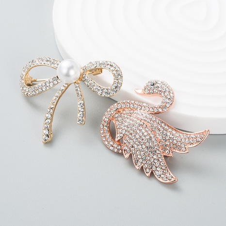 Fashionable full of diamonds inlaid swan brooch accessories clothing brooch accessories NHLN523961's discount tags