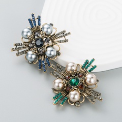 Retro Exaggerated Pearl Rhinestone Cross Brooch Geometric Fashion Jewelry