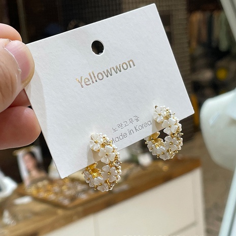 pearl flower shell earrings 2021 new trendy copper earrings's discount tags
