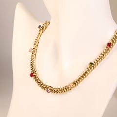 Farbe Zirkonia Halskette Titanstahl vergoldete Zirkonia Halskette Schlüsselbeinkette