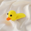Se Wolle gestrickte Haarnadel Cartoon Tierohren kleine gelbe Ente Haarnadel BB Clippicture9