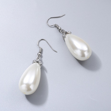new trendy earrings simple retro temperament niche drop-shaped pearl pendant ear hook's discount tags