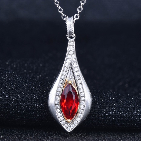 The new Italian drawing craftsmanship simulation pigeon blood ruby necklace pendant's discount tags