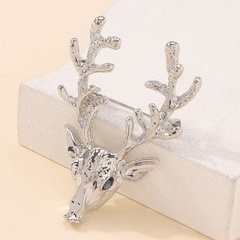 simple fashion deer head geometric brooch