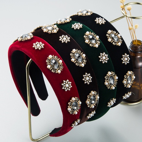 Serre-tête éponge baroque en flanelle avec perles et strass rétro's discount tags