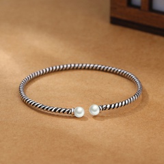 Bracelet ouvert de perles doubles en corde torsadée rétro
