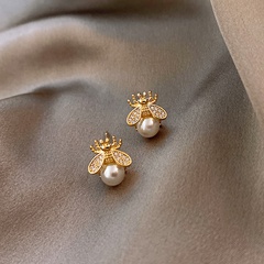 simple bee pearl earrings new fashion new alloy earrings women