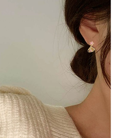 kreative, diamantbesetzte Ohrringe mit geometrischem Temperament aus Retro-Legierung's discount tags