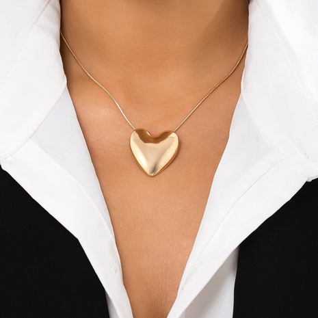 European and American punk exaggerated three-dimensional heart pendant necklace's discount tags