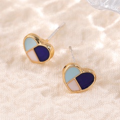 Fashionable and exquisite blue heart-shaped women's charm stud earrings