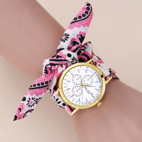 nouvelle montre à quartz à ruban de couleur contrastante's discount tags