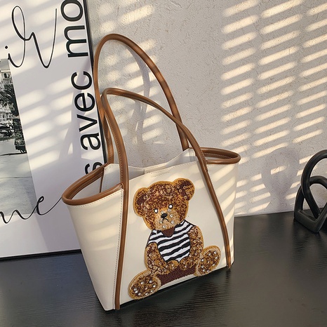 autumn and winter new fashion bear embroidery large capacity tote bag's discount tags