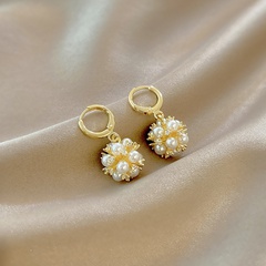 Korean simple pearl earrings micro-inlaid zircon geometric copper earrings