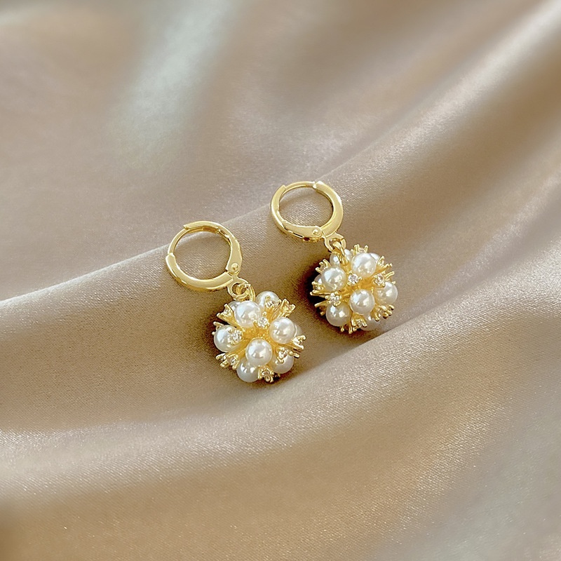 Korean simple pearl earrings microinlaid zircon geometric copper earrings
