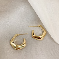 European and American minimalist geometric metal c-shaped niche personality earrings