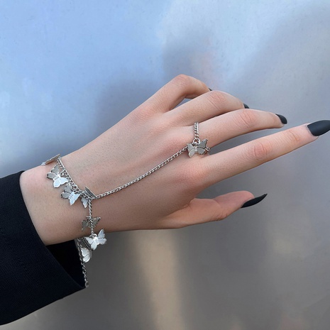 bracelet pendentif papillon doigt de mode en gros's discount tags