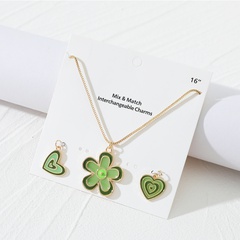 Fashion Jewelry Oil Drop Flower Multilayer Heart-shaped Pendant Necklace
