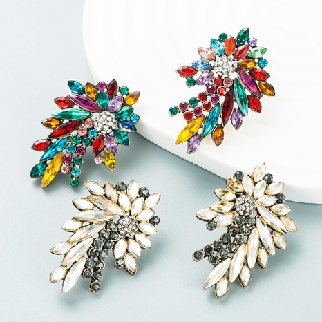 Pendientes de flores de diamantes de imitación de colores de moda's discount tags
