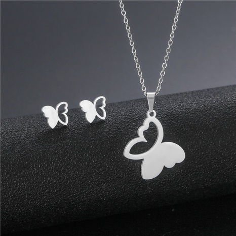 European and American fashion new butterfly pendant necklace earrings set's discount tags