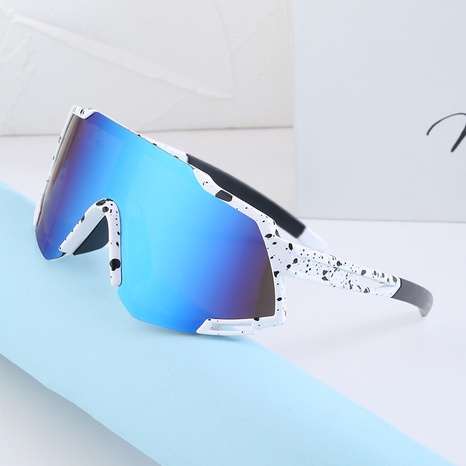 Europäische und amerikanische bunte einteilige Gläser mit winddichter Sonnenbrille für Sport-Sonnenbrillen's discount tags