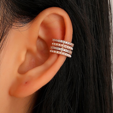 Clip d'oreille en forme de C de zircon en cuivre coréen clip d'oreille multicouche en perles sans trou en gros's discount tags