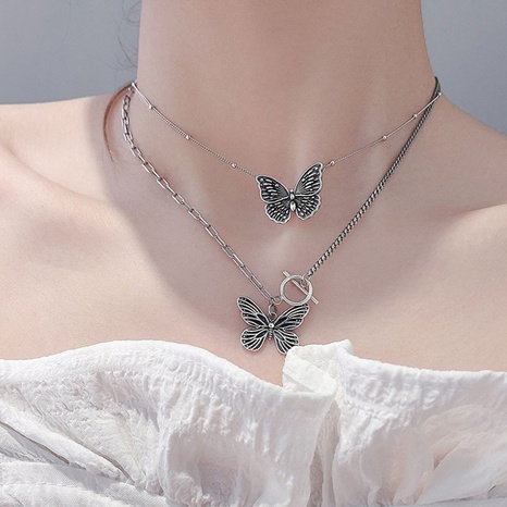 Collier papillon rétro simple à la mode chaîne de clavicule en cuivre de conception de niche féminine's discount tags