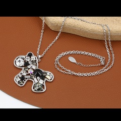 Cute classic pony shape pendant necklace sweater chain