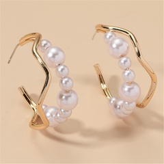 vintage fashion baroque pearl irregular C-shaped earrings