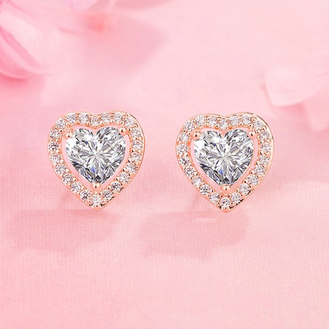 Koreanische Version von diamantbesetzten herzförmigen Zirkonohrringen's discount tags