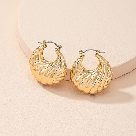 simple thread croissant earrings wholesale's discount tags