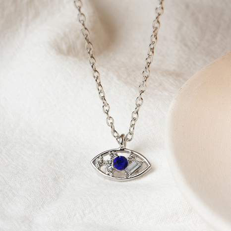 Devil's Eye Hollow Diamond Pendant Necklace's discount tags