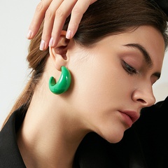 fashion simple geometric C-shaped solid color earrings