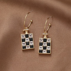 fashion rhinestone checkerboard C-shaped perfume bottle creative earrings