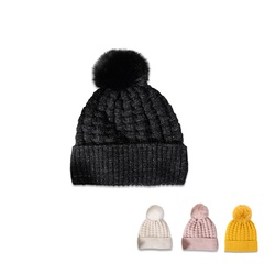 Korean version of autumn and winter new fur ball warm knitted hat